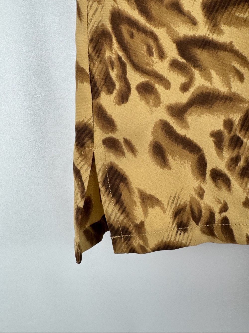 Women’s Leopard Print Short Sleeve 100% Silk Blouse - Tan - Picture 8 of 16